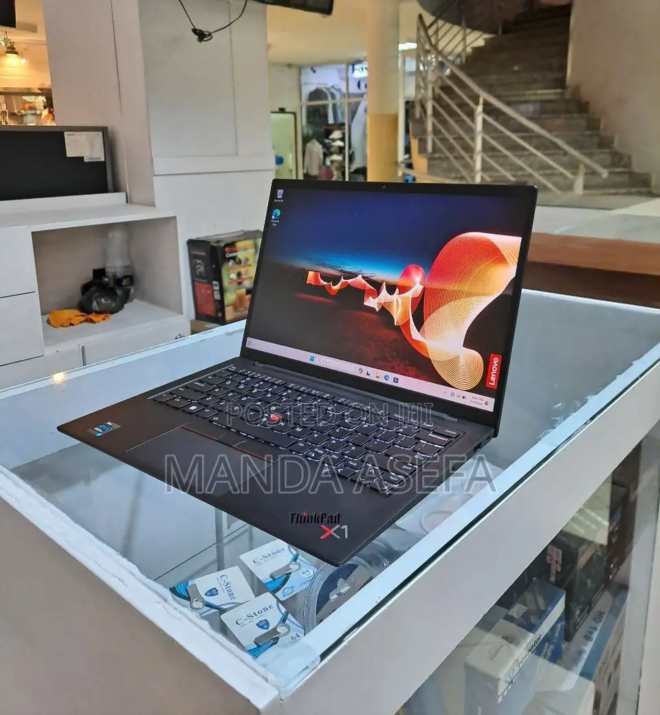 New Laptop Lenovo ThinkPad X1 Carbon 16GB Intel Core I7 SSD 512GB
