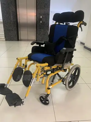 Adjusting Leg Wheelchair Wheelchair Wheelchair for Kids