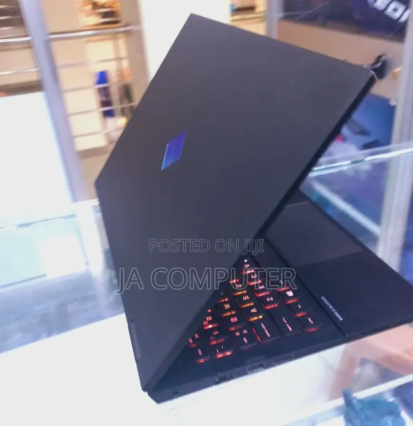 New Laptop HP Omen 15 24GB Intel Core I7 SSD 512GB