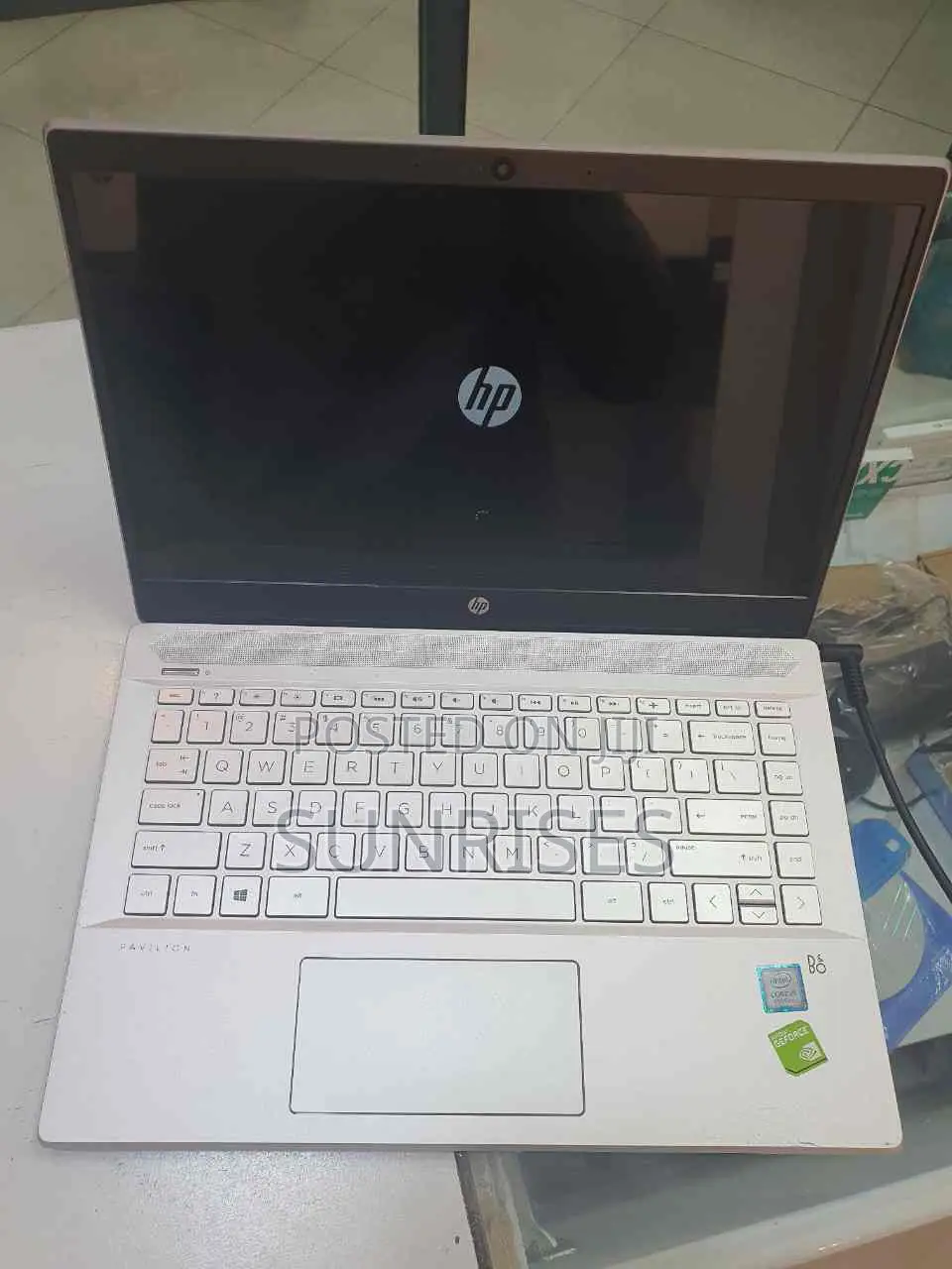 New Laptop HP Pavilion 15 8GB Intel Core I5 SSD 1.5T