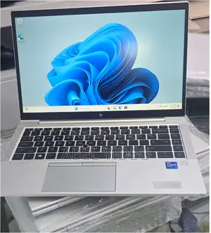 Photo - New Laptop HP EliteBook 840 G8 16GB Intel Core I7 SSD 512GB