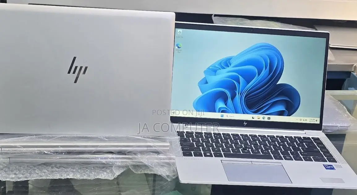 New Laptop HP EliteBook 840 G8 16GB Intel Core I7 SSD 512GB