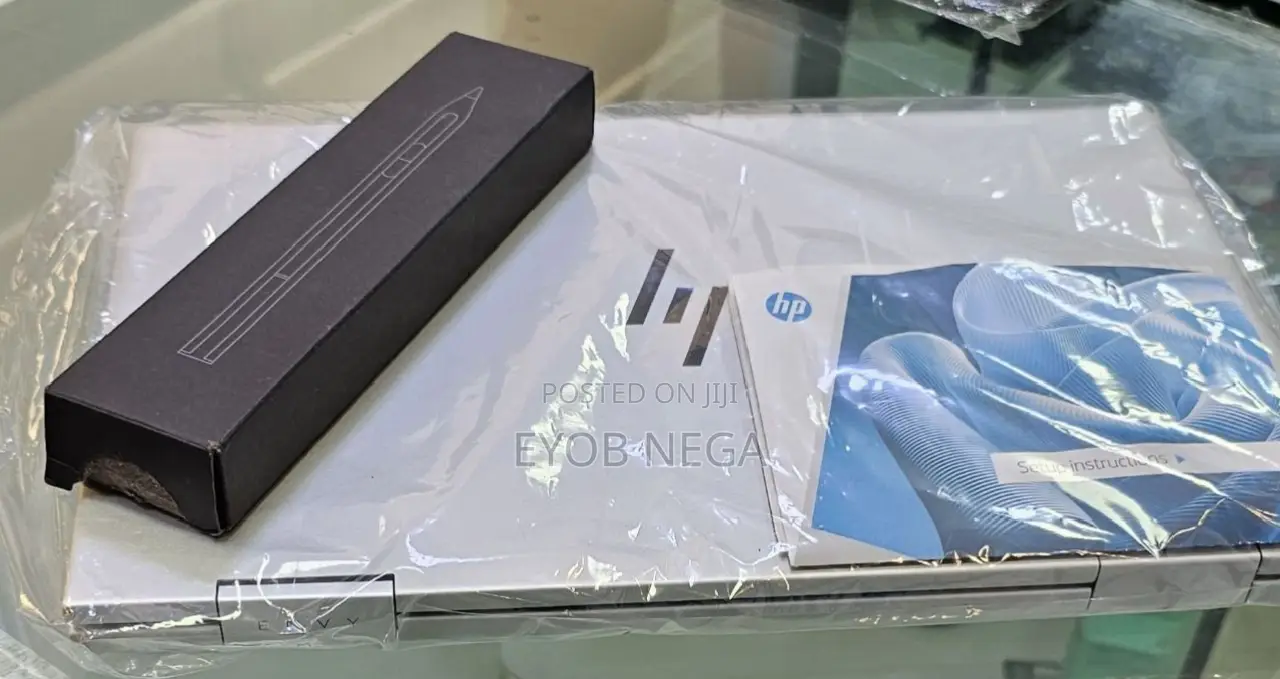 New Laptop HP Envy X360 16GB Intel Core I7 SSD 1T