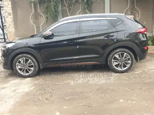 New Hyundai Tucson 2022 Gray