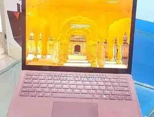 New Laptop Microsoft Surface 2 8GB Intel Core I5 SSD 256GB