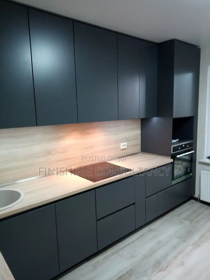 Beautiful and Strong Kitchen Cabinets