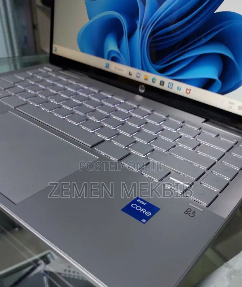 New Laptop HP Pavilion 15 8GB Intel Core I5 SSD 512GB