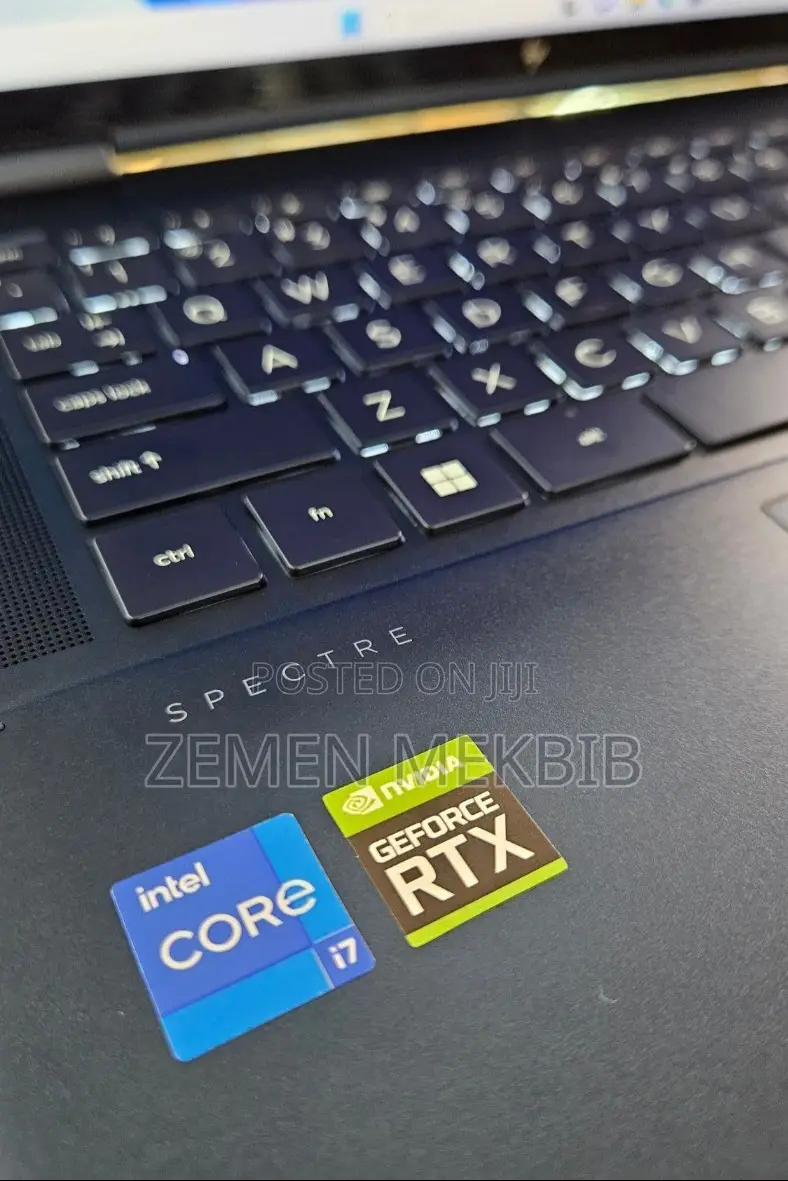 New Laptop HP Spectre X360 16GB Intel Core I7 SSD 512GB