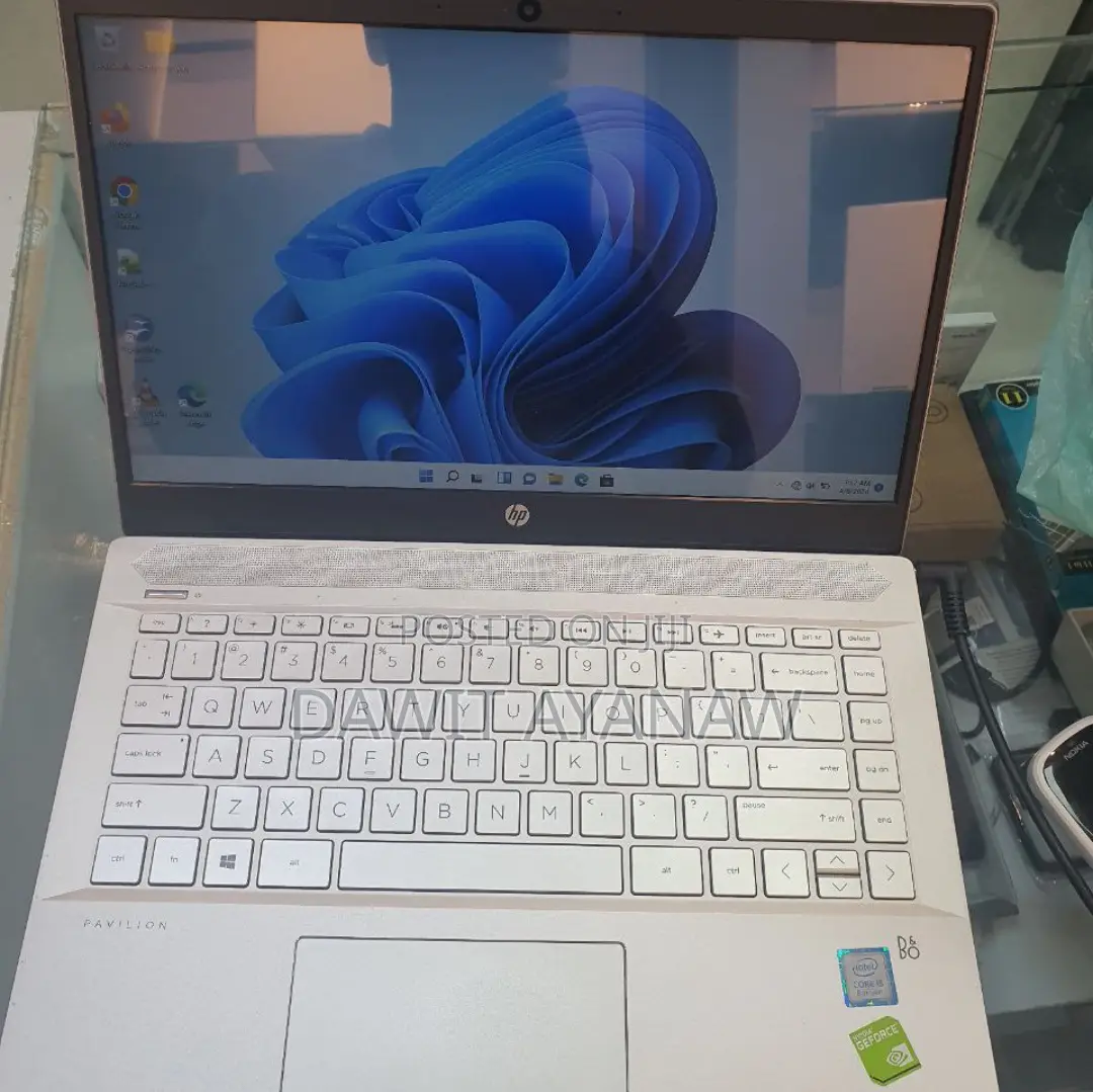 New Laptop HP Pavilion 14 8GB Intel Core I5 HDD+SSD 256GB