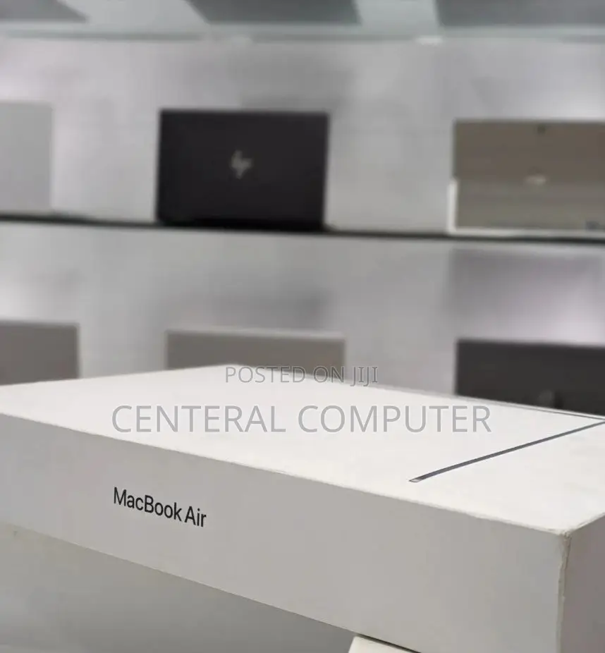 New Laptop Apple MacBook Air 2023 M2 16GB Apple M2 Ultra SSD 512GB