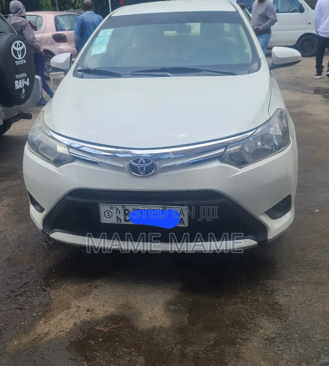 Toyota Yaris 2012 White