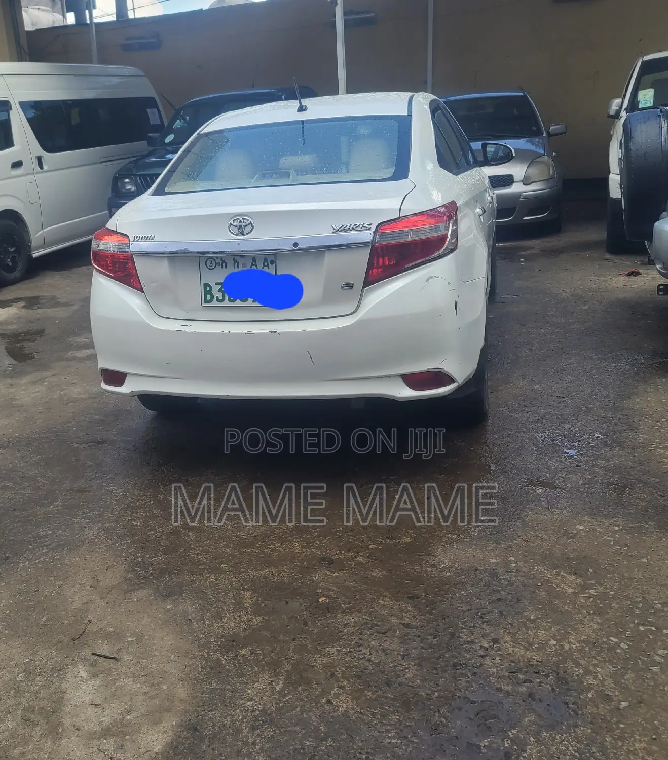 Toyota Yaris 2012 White