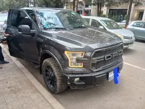 Photo - Ford F-150 2017 Gray
