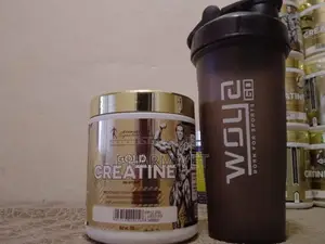 Photo - Gold Creatine With Woya Shaker