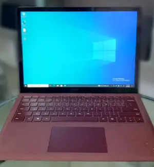 New Laptop Microsoft Surface 2 8GB Intel Core I5 SSD 256GB