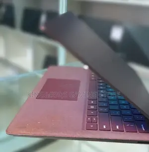 New Laptop Microsoft Surface 2 8GB Intel Core I5 SSD 256GB