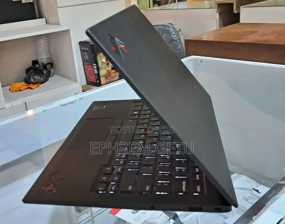 New Laptop Lenovo ThinkPad X1 Carbon 16GB Intel Core I7 SSD 512GB