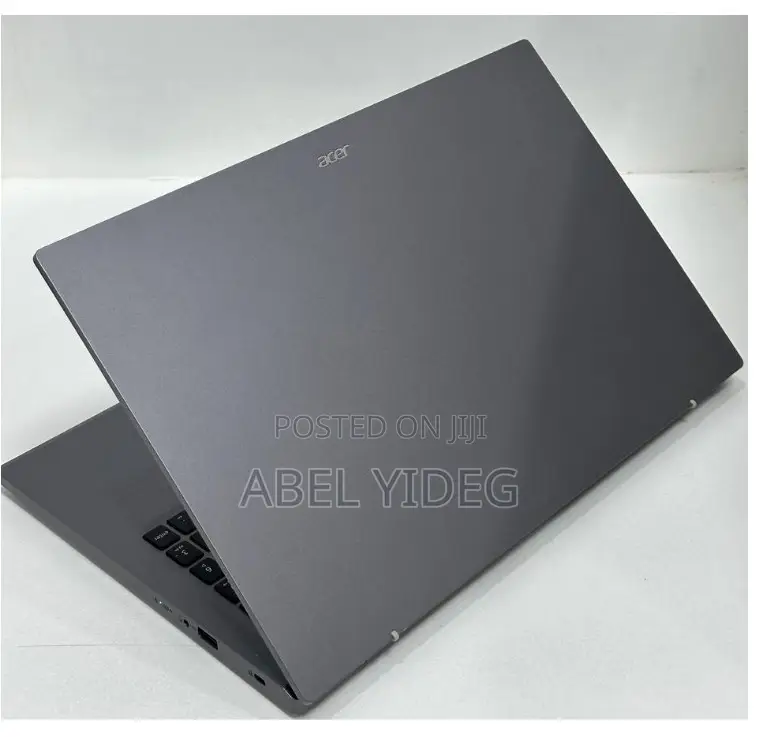New Laptop Asus 8GB AMD Ryzen 5 SSD 512GB