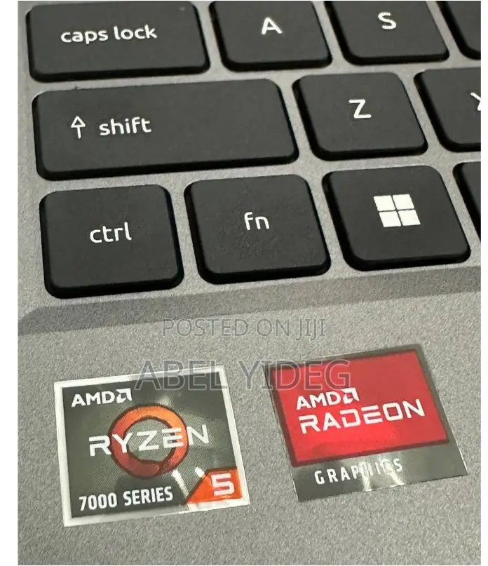 New Laptop Asus 8GB AMD Ryzen 5 SSD 512GB