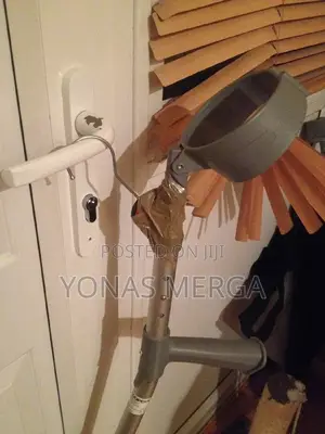 Crutches%Medical Crutches\Arm ክራንች¡እርሶ አይምጡ እኛ ስራዉን እናቀልሎታለን