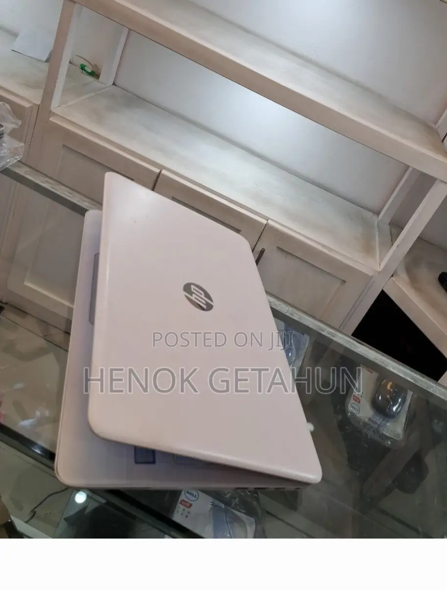 New Laptop HP Pavilion 15 8GB Intel Core I5 HDD 256GB