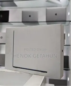 New Laptop Apple MacBook Air 2023 M2 8GB Apple M2 SSD 256GB