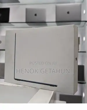 New Laptop Apple MacBook Air 2023 M2 8GB Apple M2 SSD 256GB