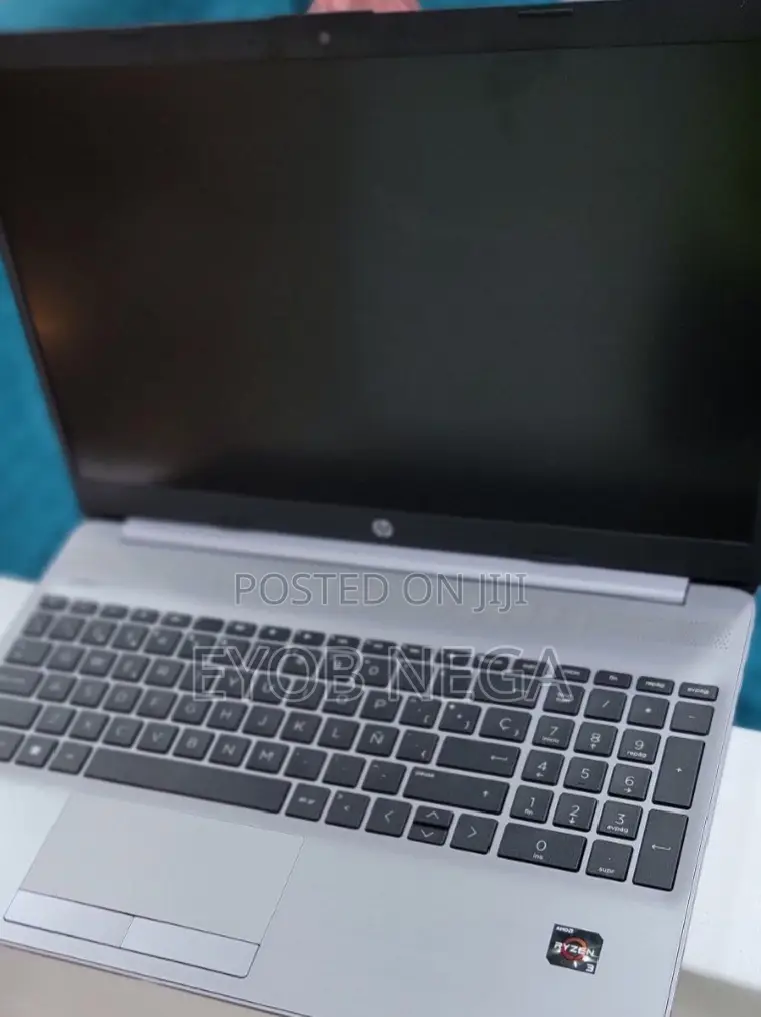 New Laptop HP Stream Notebook 8GB AMD Ryzen 3 SSD 256GB