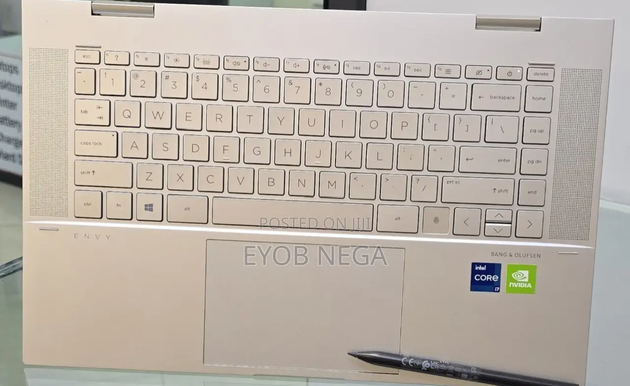 New Laptop HP Envy X360 16GB Intel Core I7 SSD 1T