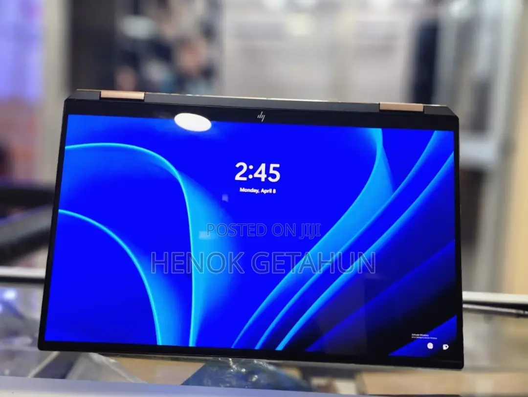 New Laptop HP Spectre 16GB Intel Core I7 SSD 1T