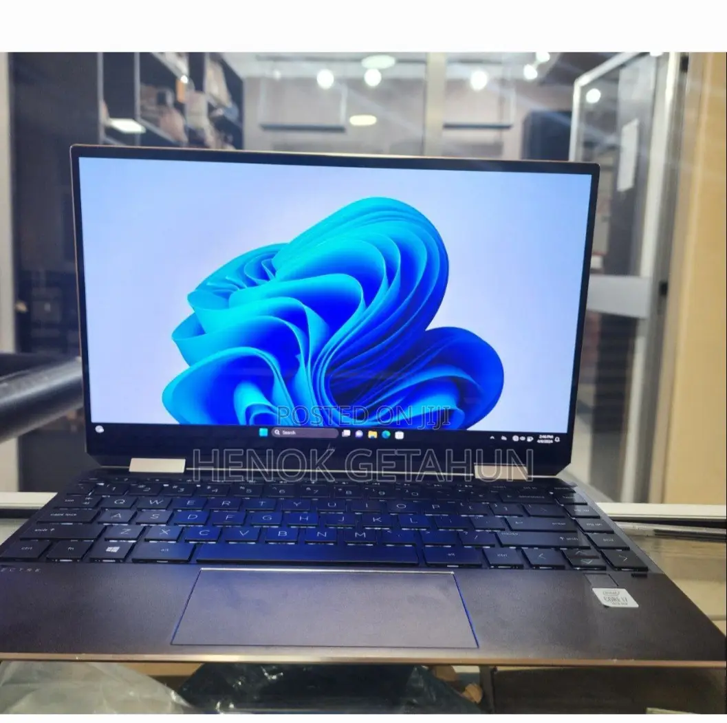 New Laptop HP Spectre 16GB Intel Core I7 SSD 1T