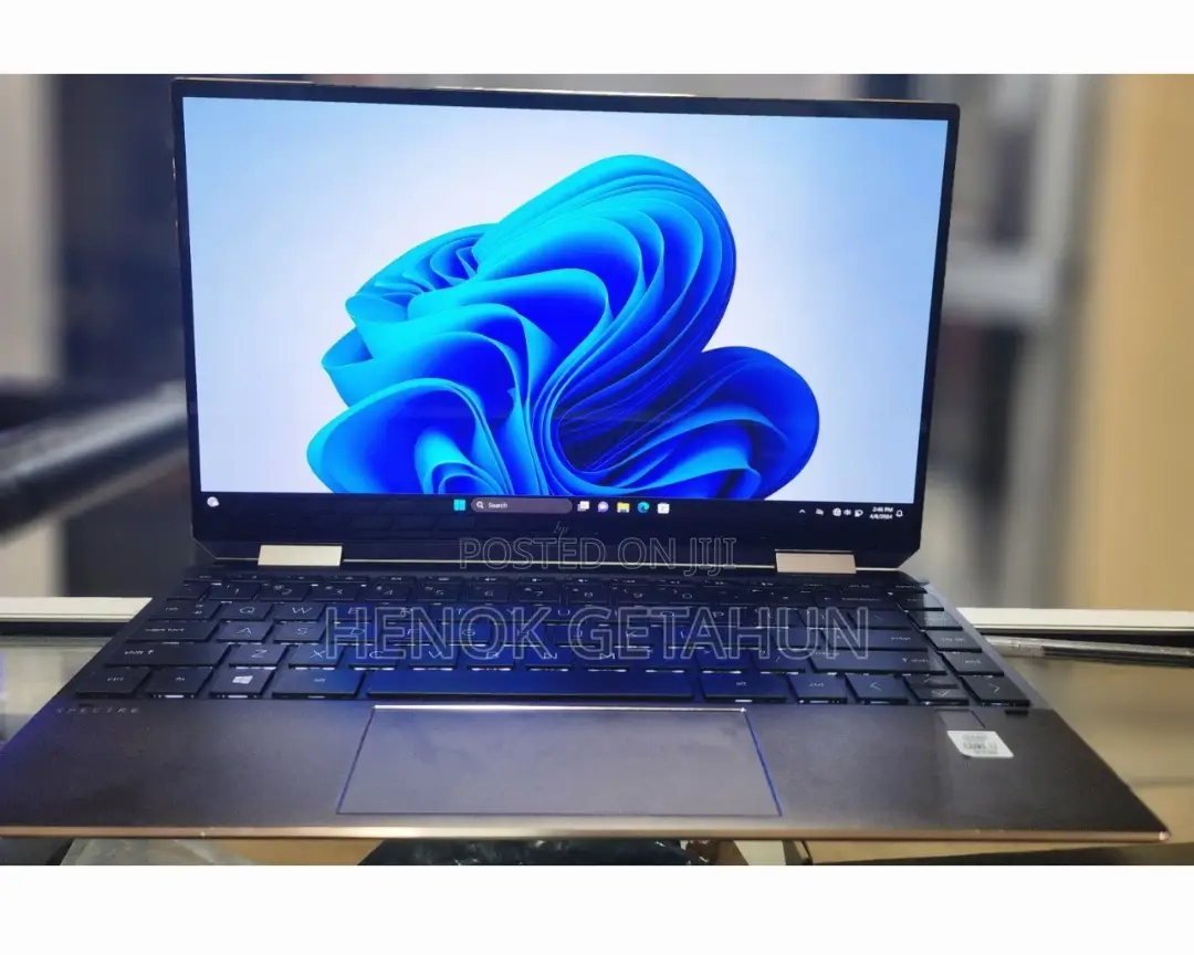 New Laptop HP Spectre 16GB Intel Core I7 SSD 1T