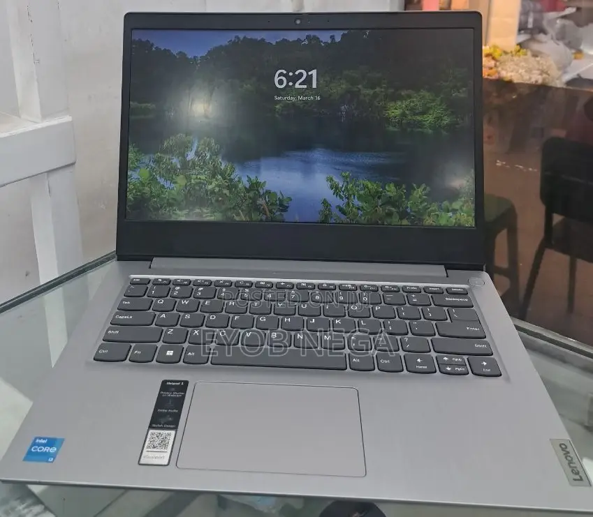 New Laptop Lenovo Ideapad 3 8GB Intel Core I3 SSD 256GB