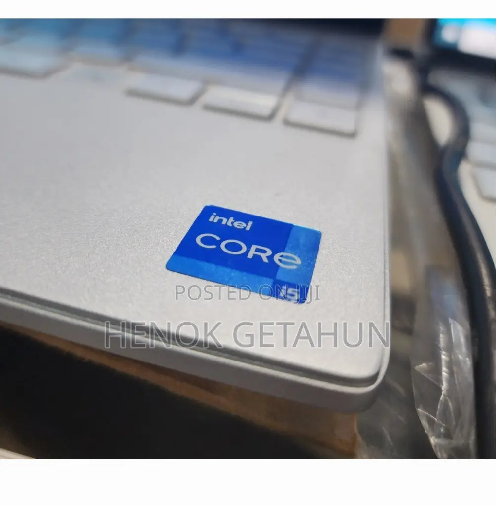 New Laptop HP Envy X360 16GB Intel Core I5 SSD 512GB