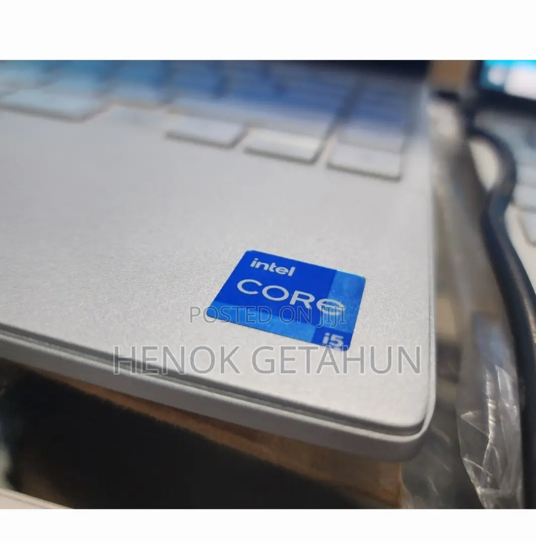 New Laptop HP Envy X360 16GB Intel Core I5 SSD 512GB