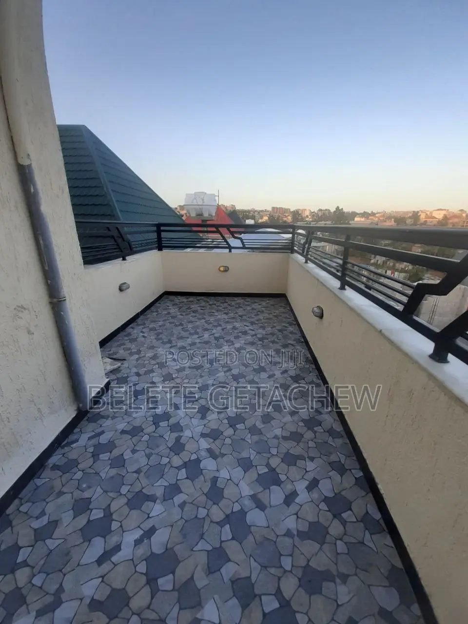 11bdrm House in Summit G+2 Luxury, Bole for sale