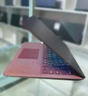 New Laptop Microsoft Surface Laptop 2 8GB Intel Core I5 SSD 256GB