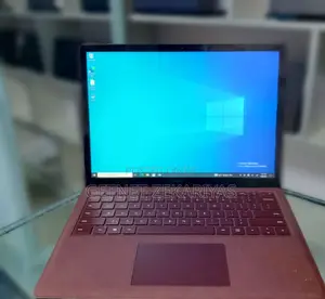 New Laptop Microsoft Surface Laptop 2 8GB Intel Core I5 SSD 256GB