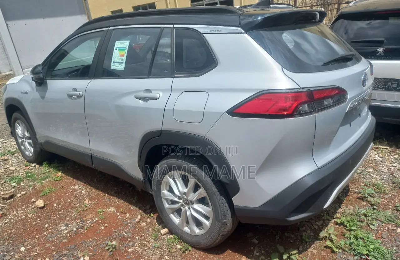 New Toyota Corolla Cross 2023 Gray