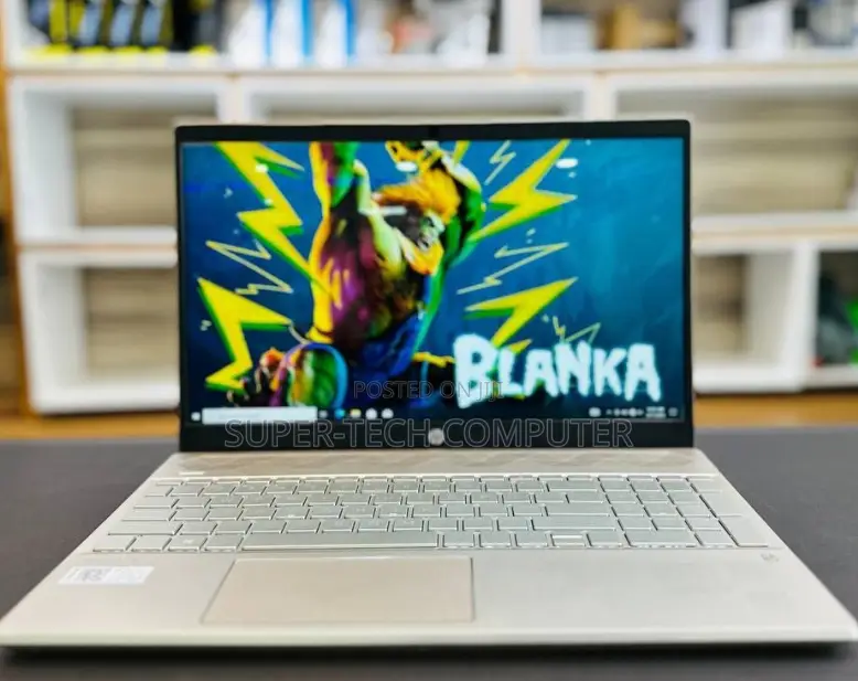 New Laptop HP Pavilion 15 8GB Intel Core I5 SSD 512GB