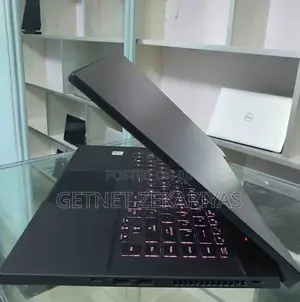 New Laptop Asus ROG Zephyrus G15 16GB Intel Core I7 SSD 512GB