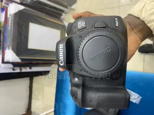 Photo - 7d Mark 2 Camera