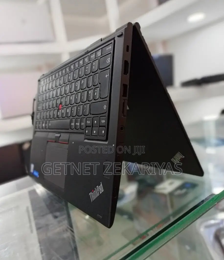 New Laptop Lenovo ThinkPad Yoga 16GB Intel Core I7 SSD 512GB