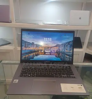 New Laptop Asus VivoBook 15 X505BA 8GB Intel Core I7 SSD 256GB