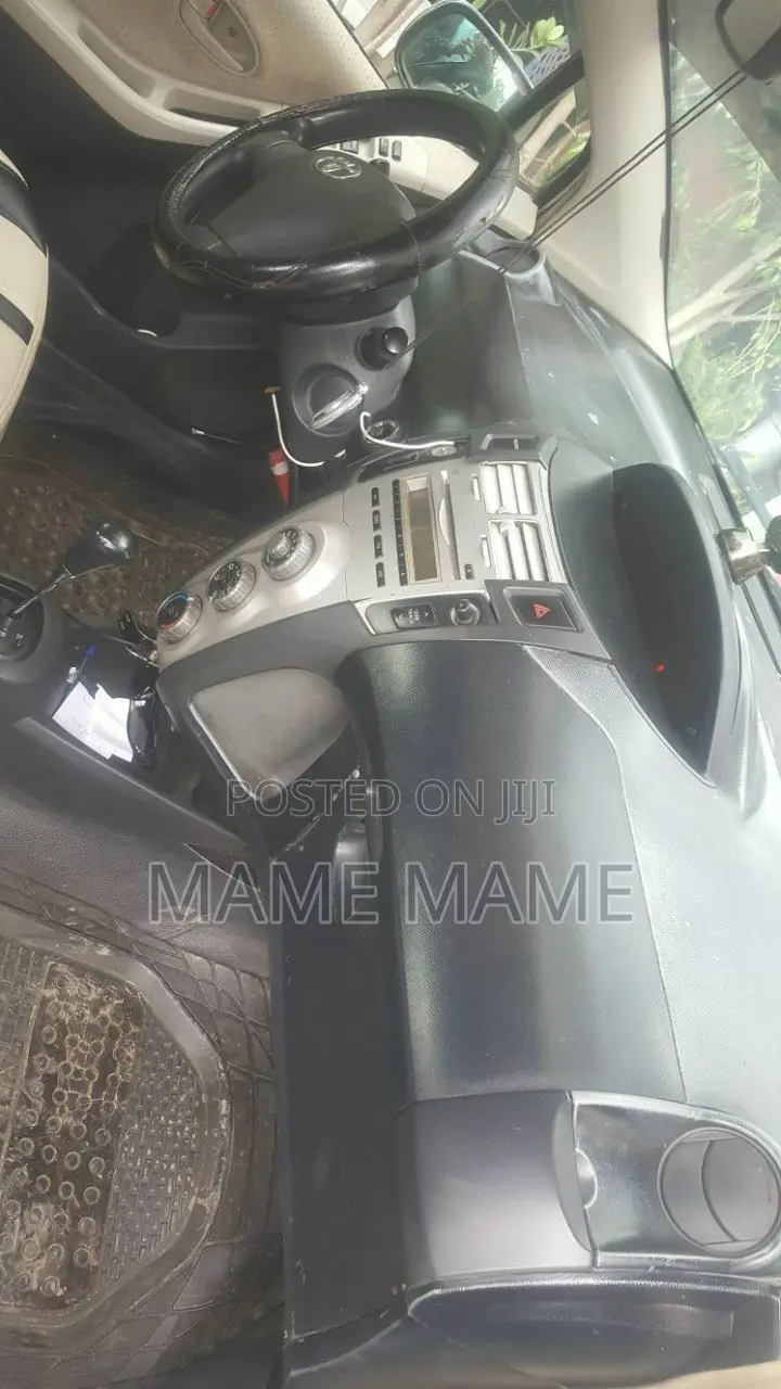 Toyota Yaris 2006 Silver