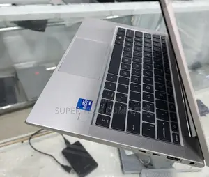 New Laptop HP EliteBook 830 G8 16GB Intel Core I7 SSD 1T