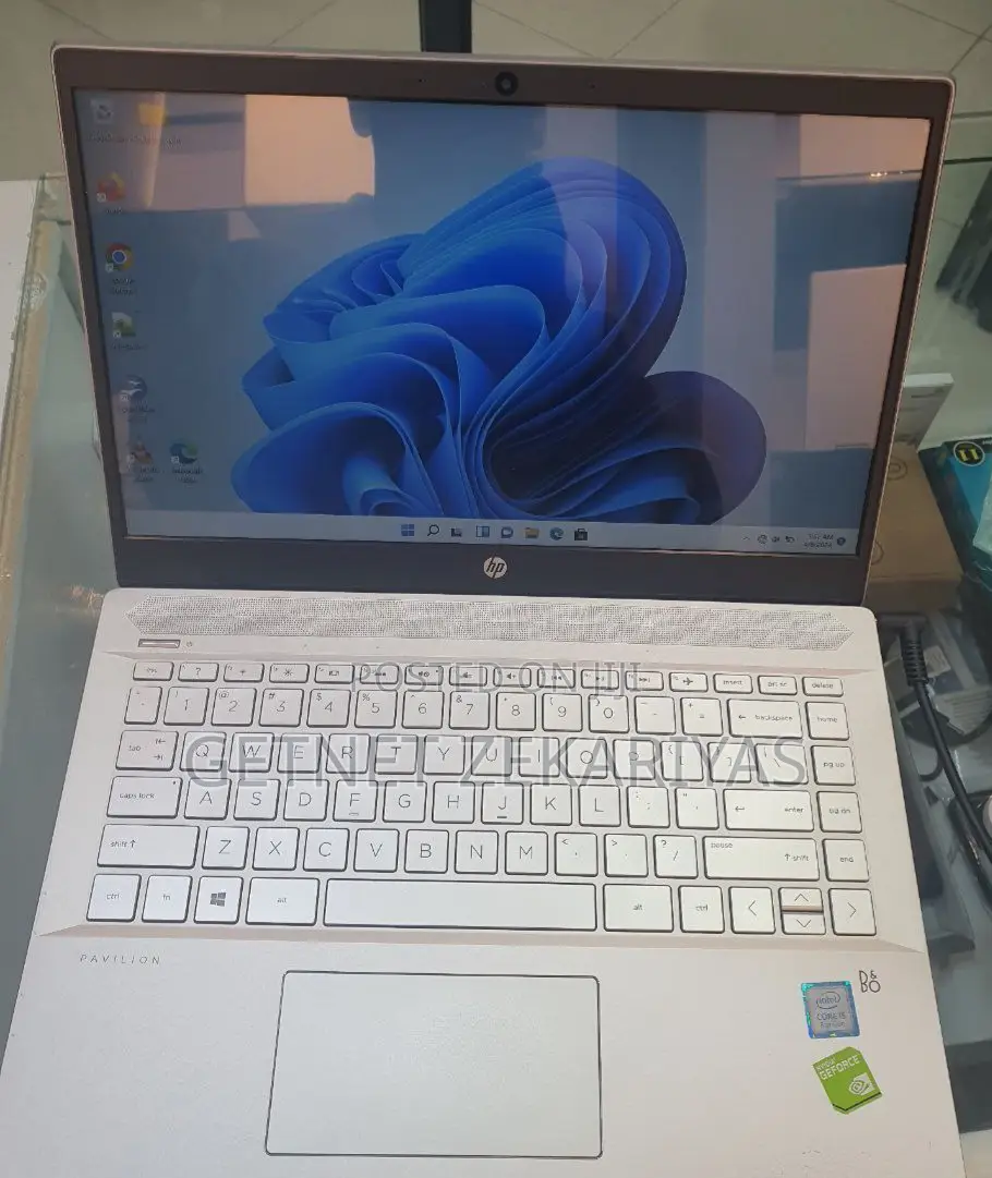 New Laptop HP Pavilion 14 8GB Intel Core I5 HDD+SSD 256GB
