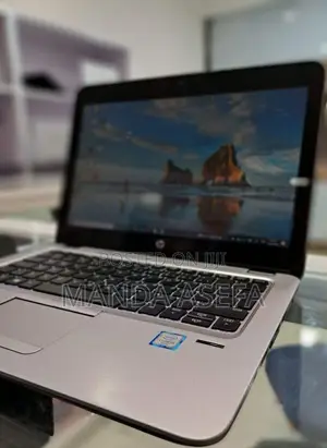 Photo - New Laptop HP EliteBook 820 G3 8GB Intel Core I5 SSD 256GB