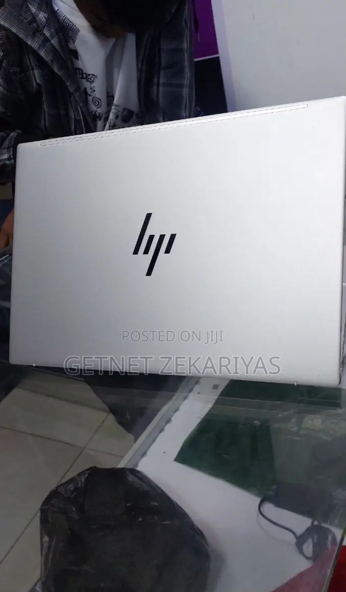New Laptop HP Pavilion 15 16GB AMD Ryzen 7 SSD 512GB