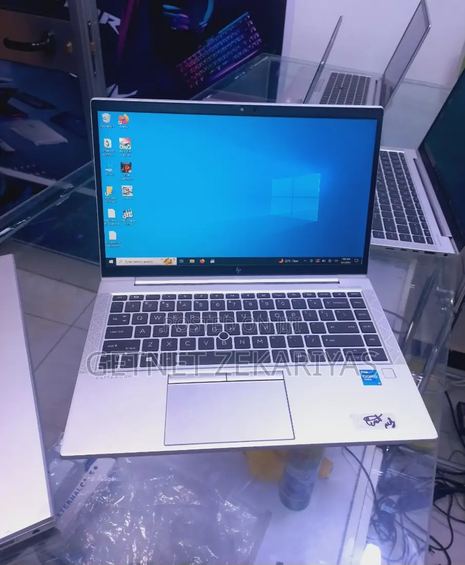 New Laptop HP EliteBook 830 G8 16GB Intel Core I5 SSD 512GB
